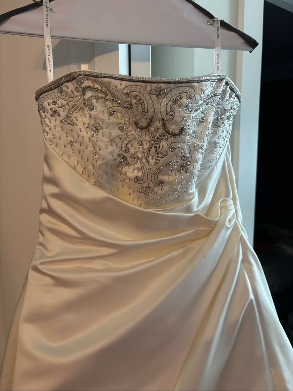 ALFRED SUNG Elegant Ivory Strapless Satin Wedding Gown with Silver Beading